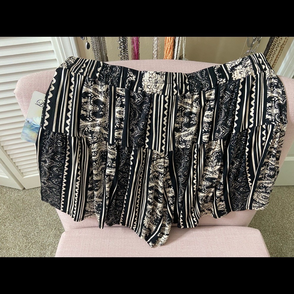 Oversized Drawstring paper bag Shorts Size 1X